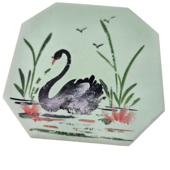 1946 Alpena Michigan Folk Art Swan Plaques Set of 2 - Picture 8 of 12